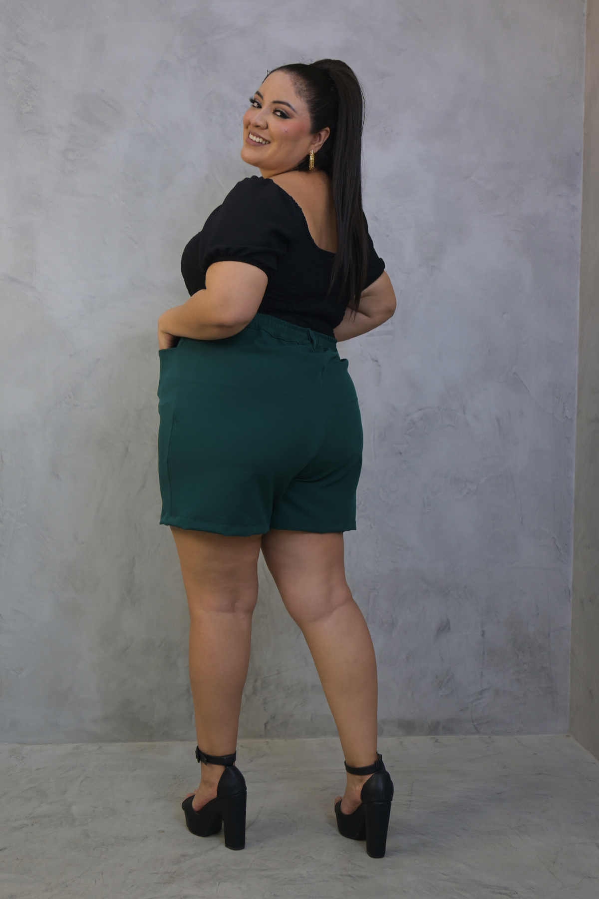 Short Antonella Verde