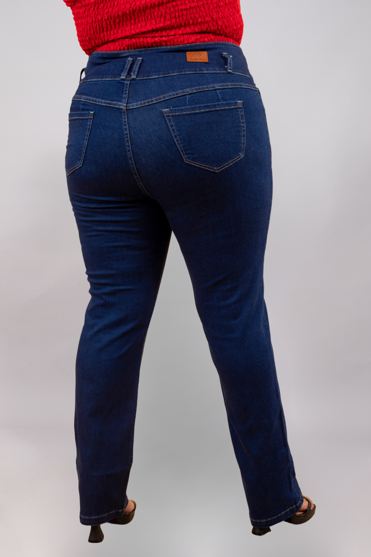 Jeans Corte Recto Tahisa Azul